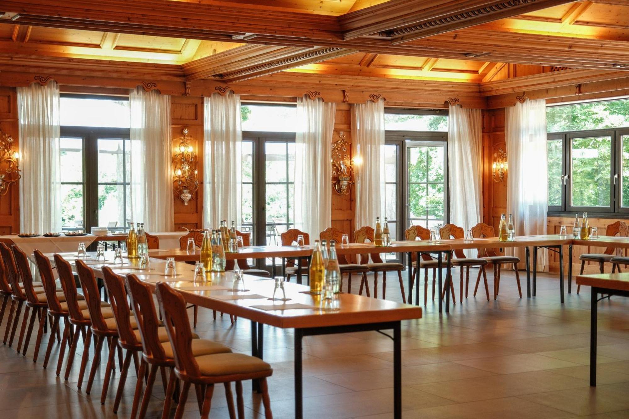 Hotel-Restaurant Kreuzberghof Tagungs- Und Veranstaltungshotel Tiefenbach  Ngoại thất bức ảnh