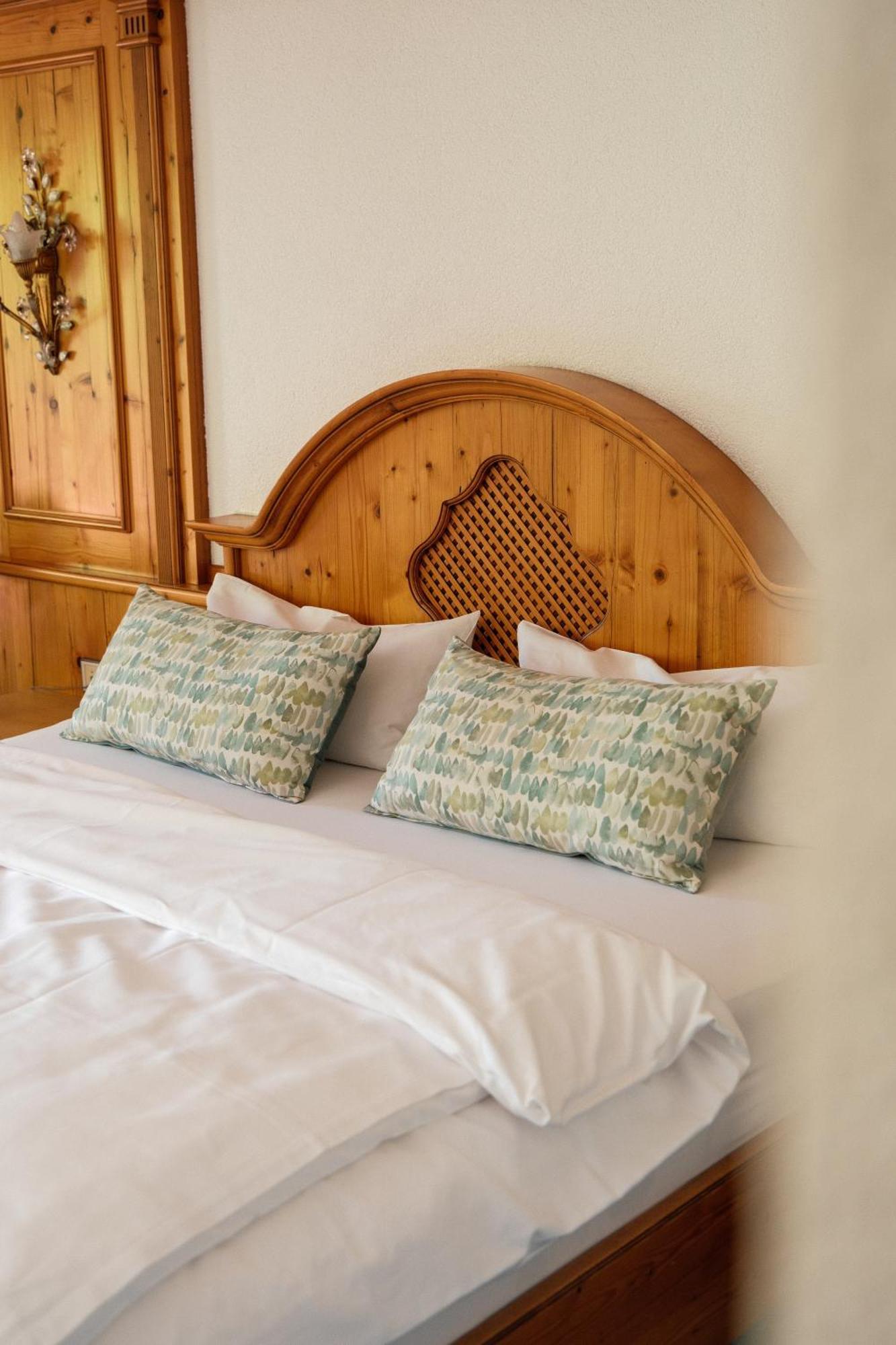 Hotel-Restaurant Kreuzberghof Tagungs- Und Veranstaltungshotel Tiefenbach  Ngoại thất bức ảnh